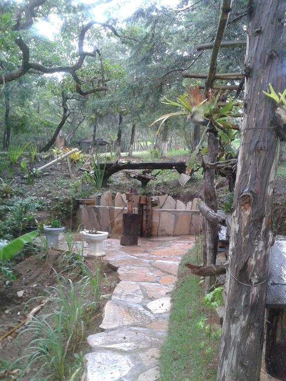 Camping Do Noel - Chales Hotel Sao Tome das Letras Exterior photo